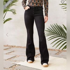 KanCan mid rise kurvy flares